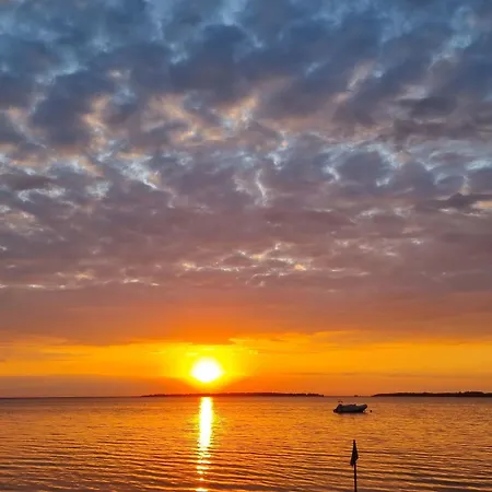 Lütt Lenneke - Mit Kamin Für 6 Personen *