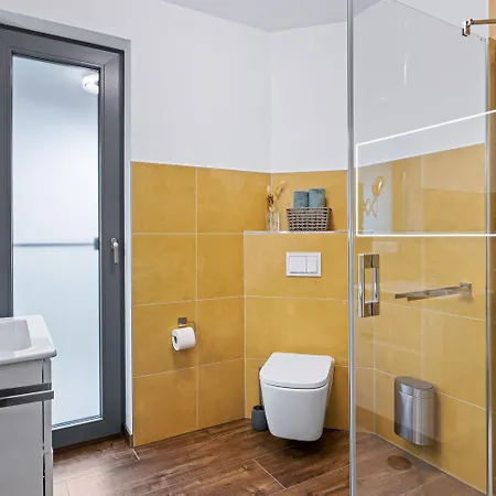 Lütt Lenneke - Mit Kamin Für 6 Personen * Pepelow